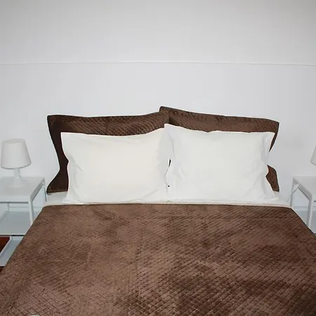 Sunshine Homes בית הארחה